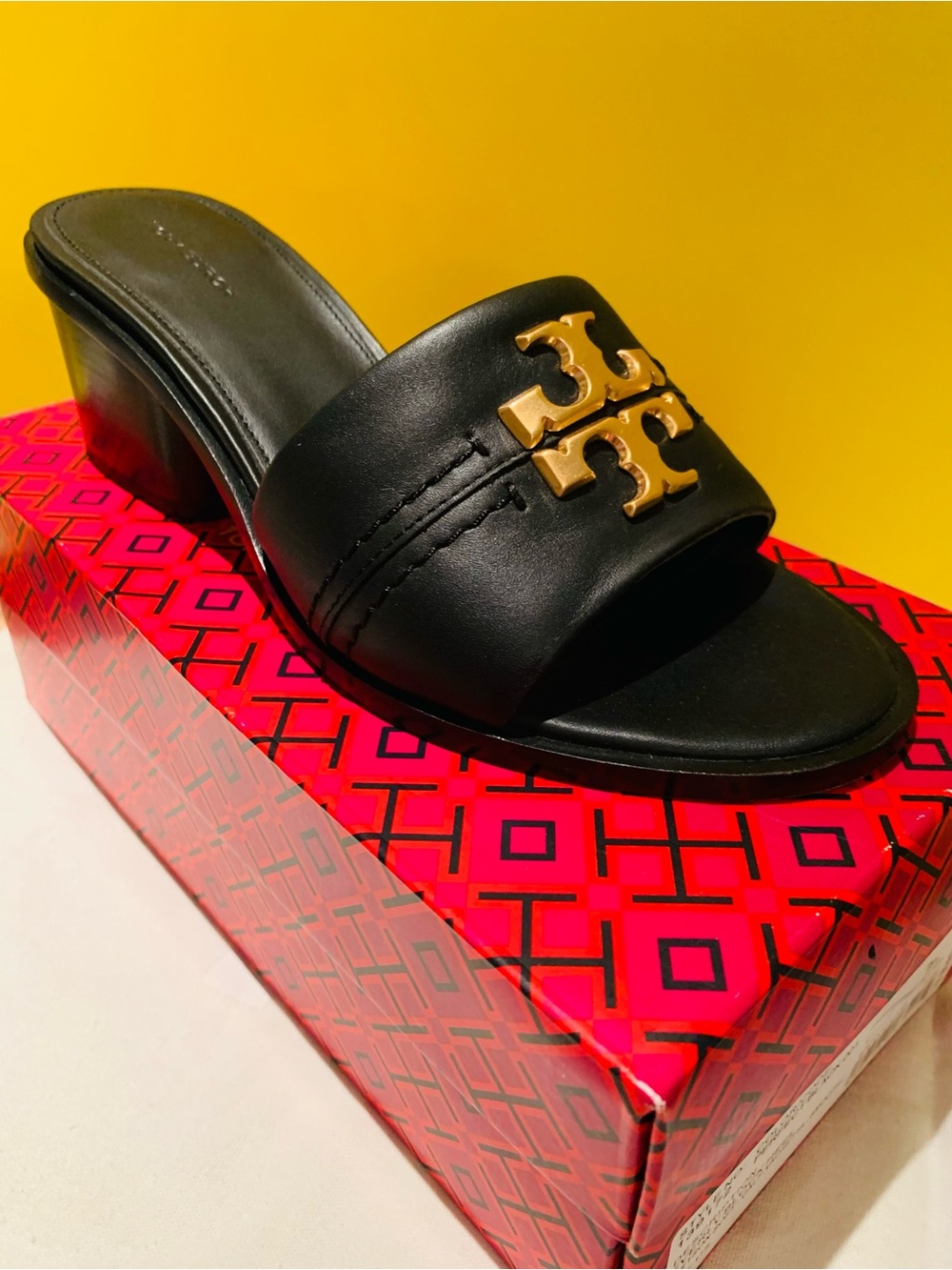 TORY BURCH EVERLY BLOCK HEELS. EXCELLENT CONDITION!